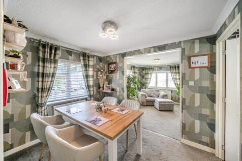 1320865-5-686e75efc4b58