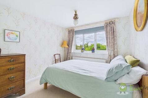 CAM03669G0-PR0022-STILL042