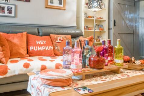 1336518-17-689f465eb0f06