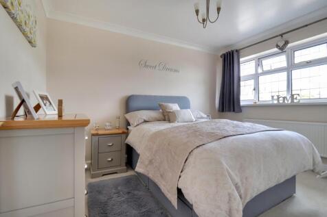 12- Rob Hammond EweMove Pontefract