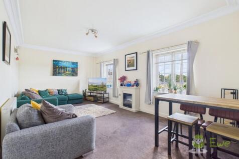 CAM03669G0-PR0032-STILL010