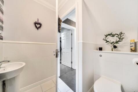 Lower Ground floor WC