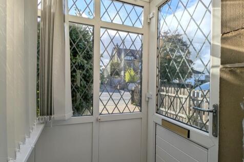 Halifax Road EweMove Brighouse (21)