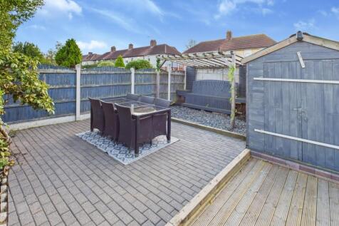 CAM04233G0-PR0039-STILL042