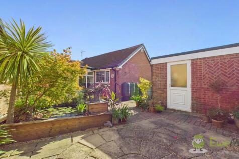 CAM03669G0-PR0034-STILL006