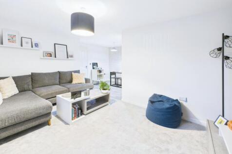 CAM02351G0-PR0087-STILL022