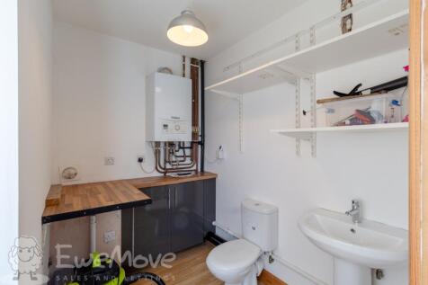 Utility and Cloakroom