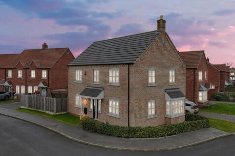 Estate Agent EweMove Scunthorpe Front of House