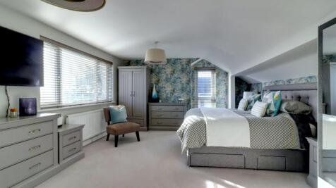 21. Bedroom 1