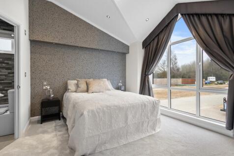 Master Bed 