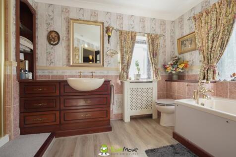 Estate Agent EweMove Scunthorpe Ensuite