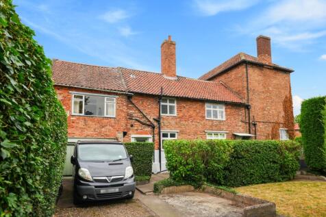 EweMove Estate Agent Scunthorpe South - Front Side