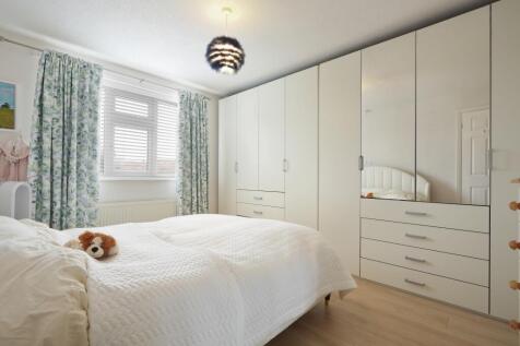 Estate Agent EweMove Scunthorpe Bedroom