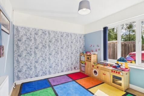 EweMove - Spalding - Study- Playroom