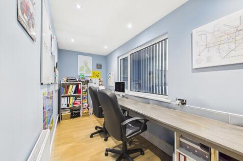 EweMove - Spalding - Office