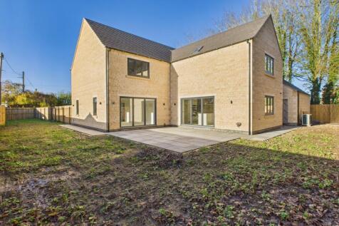 EweMove - Spalding - Pinstock Lane - Back Garden