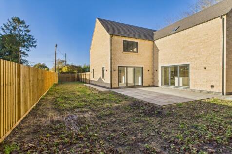 EweMove - Spalding - Pinstock Lane - Back Garden