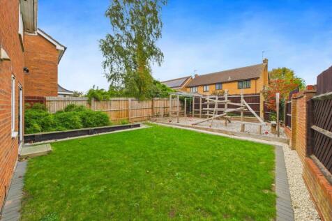 CAM04922G0-PR0069-STILL006