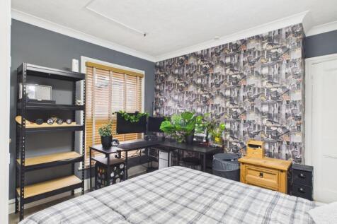 EweMove Spalding - Pinchbeck Rd - Bedroom 