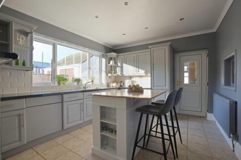 EweMove Scunthorpe Estate Agents - Kitchen