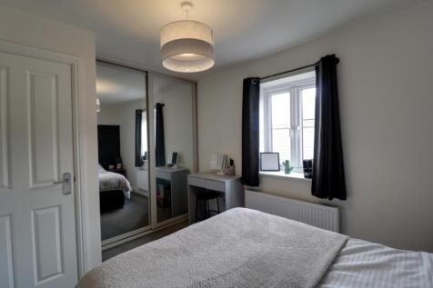 Bed b