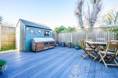 Low-Maintenance Garden with Storage and Privacy