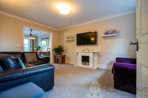 Lounge into Dining Room