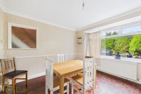 CAM03589G0-PR0077-STILL001