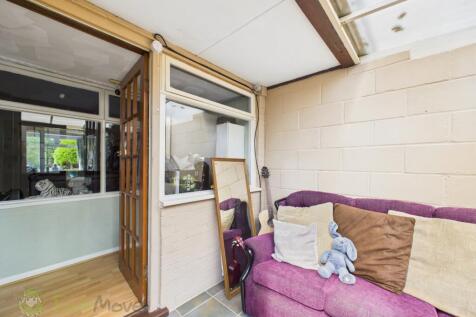 CAM03589G0-PR0077-STILL010