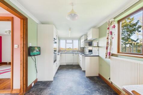 Kitchen Diner- Mark Stephens EweMove Newmarket and