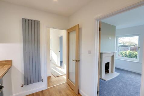 Kitchen to Lounge and Hall