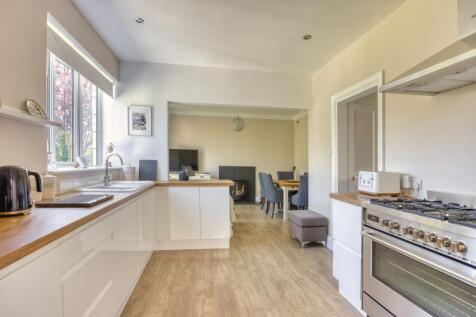 Ewemove Taunton - Henley Road (14)