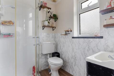 A25 - 7 Sanders Road Brixham - 250820