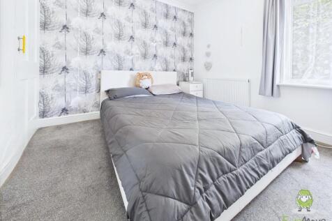 CAM01543G0-PR0134-STILL056