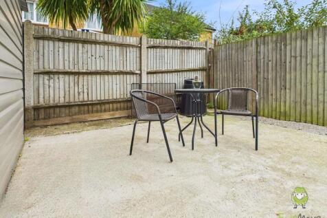 CAM01543G0-PR0160-STILL039