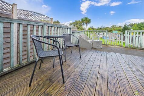 CAM01543G0-PR0155-STILL018