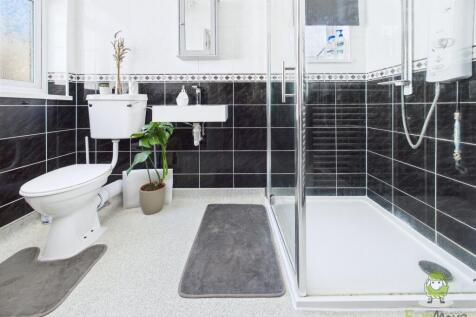 CAM01543G0-PR0145-STILL033