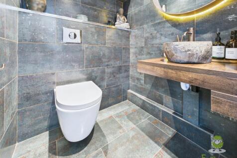 CAM01543G0-PR0141-STILL006