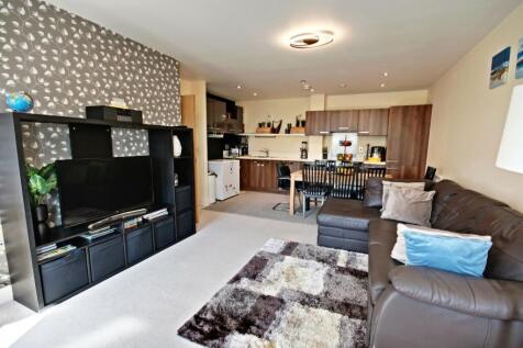71 Apsley House - Reception-kitchen