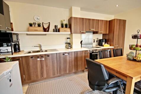 71 Apsley House - Kitchen-dining