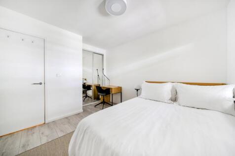 1332573-16-6889e598eb1eb