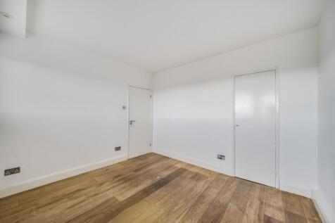 1356704-6-68d39817bdcc2