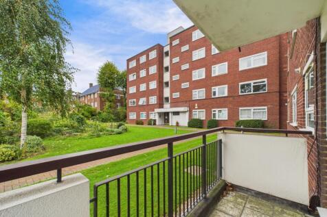 CAM03750G0-PR0075-STILL009