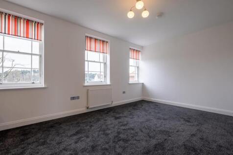 028-80 Robertson Drive, The Barracks, Lanark.jpg