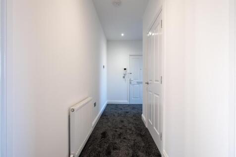 003-80 Robertson Drive, The Barracks, Lanark.jpg