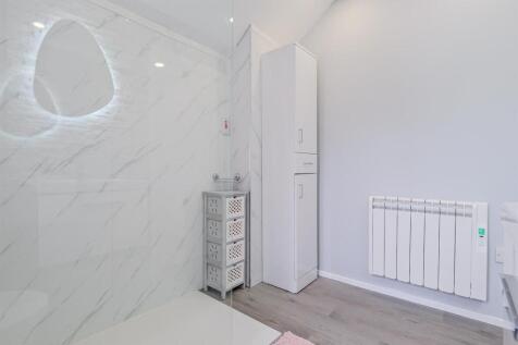 025-23 East Academy Street Wishaw, ML2 8BG.jpg