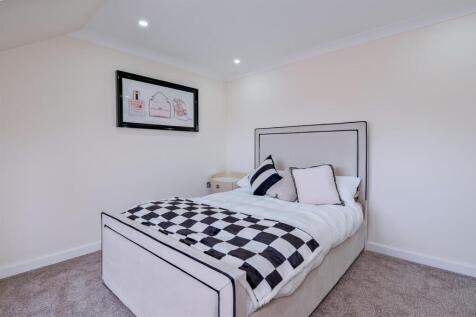 031-23 East Academy Street Wishaw, ML2 8BG.jpg