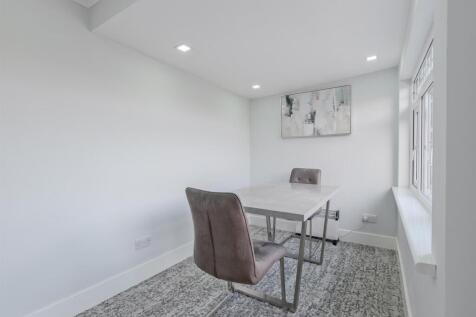 060-23 East Academy Street Wishaw, ML2 8BG.jpg