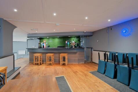 036-The Kirkton Inn, 10 Kirkton Street, Carluke ML