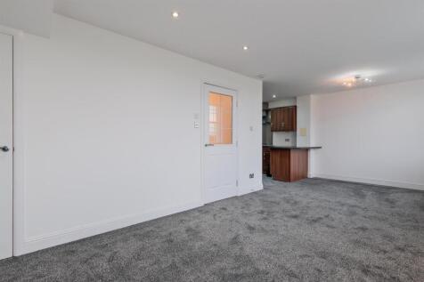 006-92 Quinn Court, Lanark.jpg